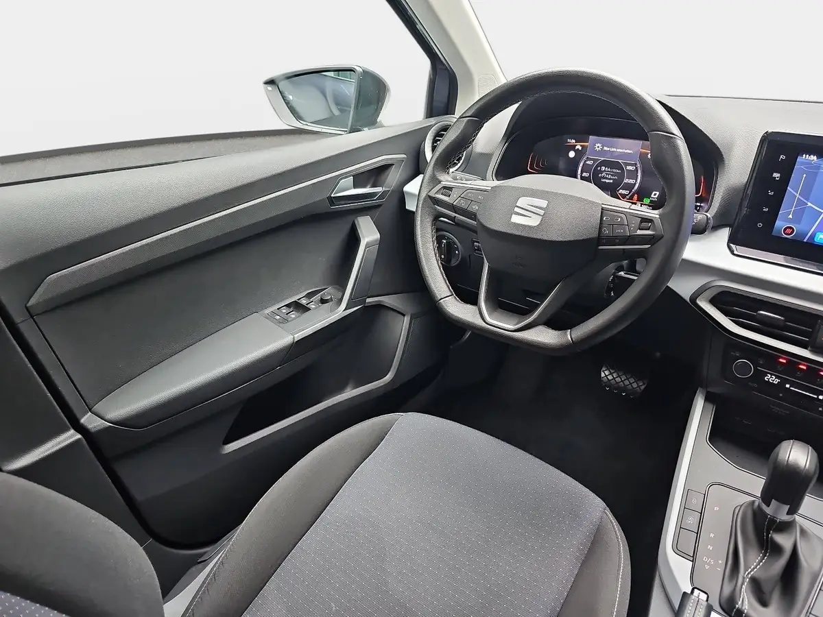 SEAT ARONA 1.0 TSI DSG STYLE NAVI LED PDC LM