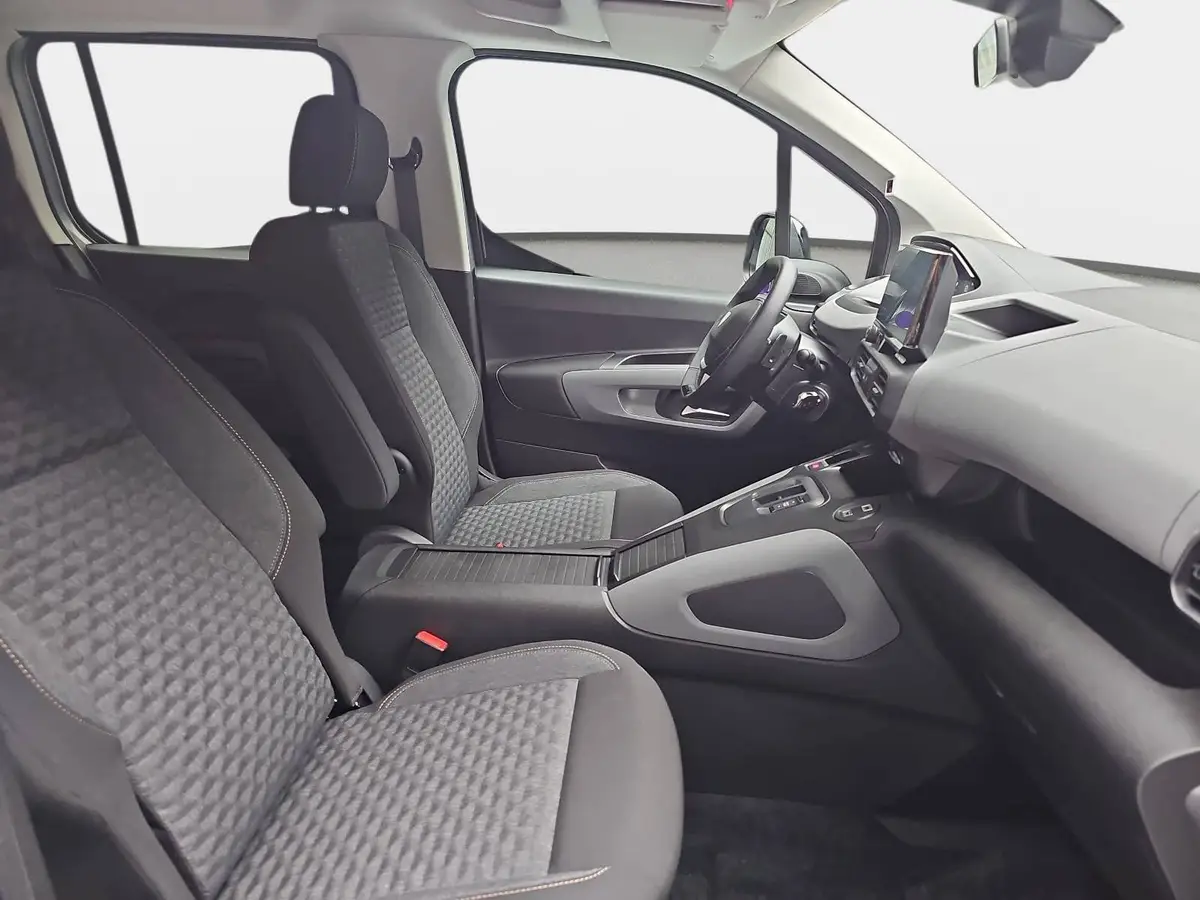 PEUGEOT RIFTER BLUEHDI 130 CV EAT8 GT L2 7-S NAVI LED AHK LM