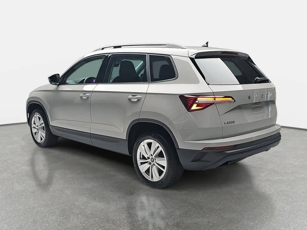 SKODA KAROQ 1.5 TSI DSG SELECTION LED AHK WINTER