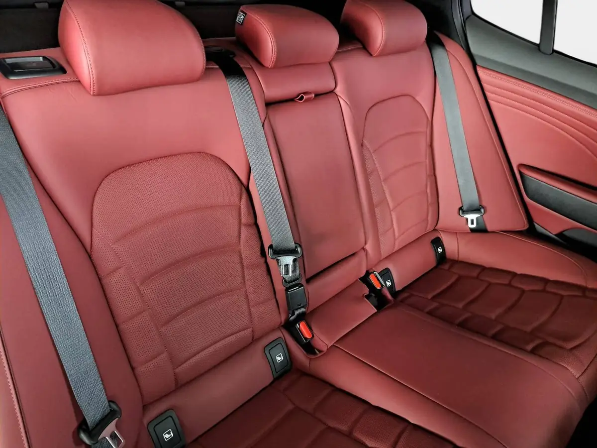 KIA STINGER 3.3 V6 T-GDI AUTO. 4WD GT NAVI LED LEDER WINTER KA