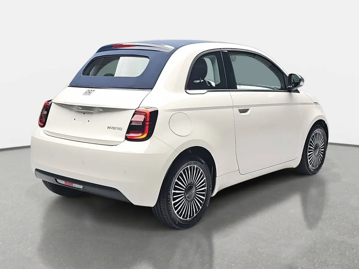 FIAT 500C HYBRID DOLCEVITA