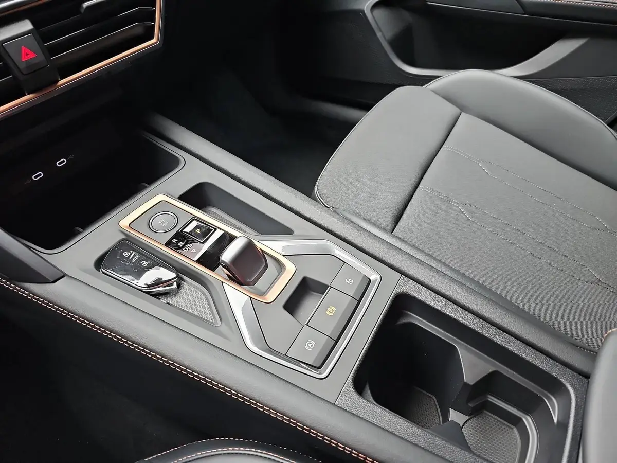 CUPRA LEON ST 1.5 ETSI DSG LED KLIMAAUTO ACC FULL-LINK EL.HECKKL