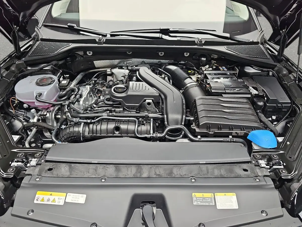 SKODA OCTAVIA COMBI 1.5 TSI DSG 130 JAHRE KLIMAAUTO LED SMARTLINK KAME