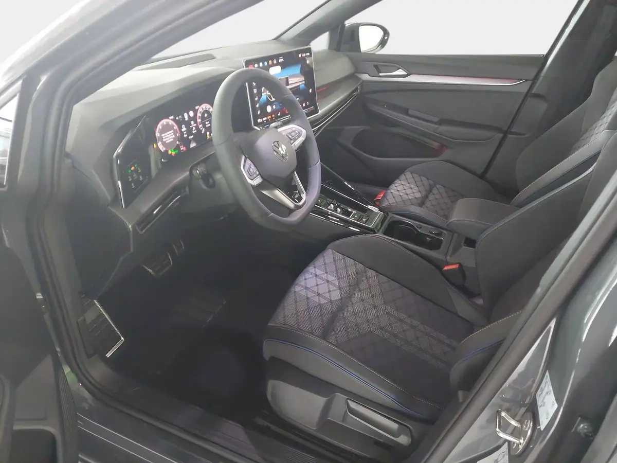 VW GOLF 1.5 ETSI DSG VIII R-LINE NAVI MATRIX-LED
