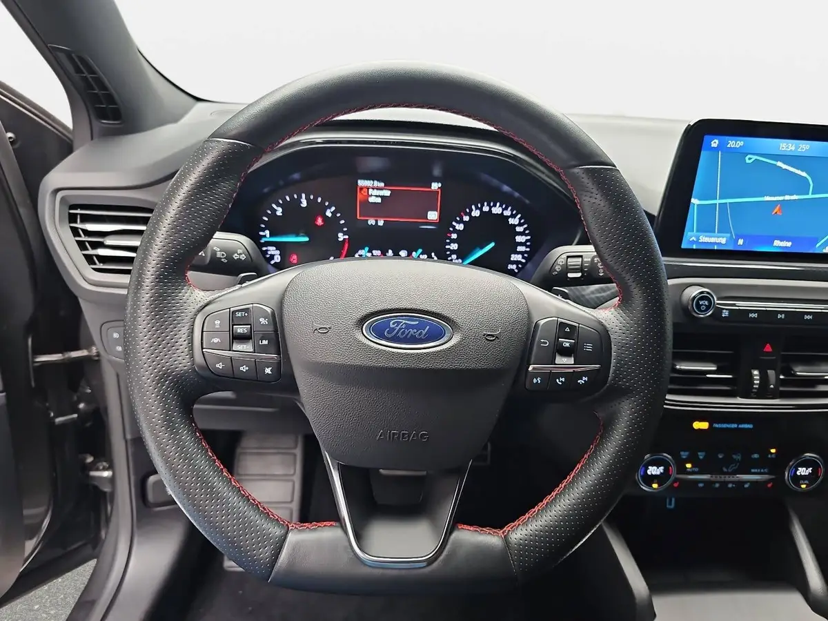 FORD FOCUS 2.0 ECOBLUE ST-LINE NAVI WINTER ACC