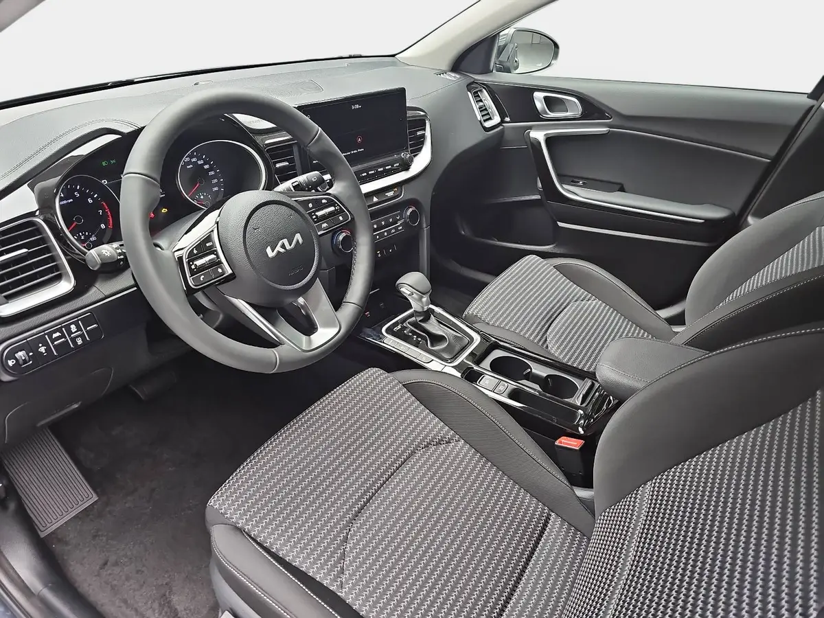 KIA CEED 1.5 T-GDI DCT7 VISION KOMFORT+ SITZH.