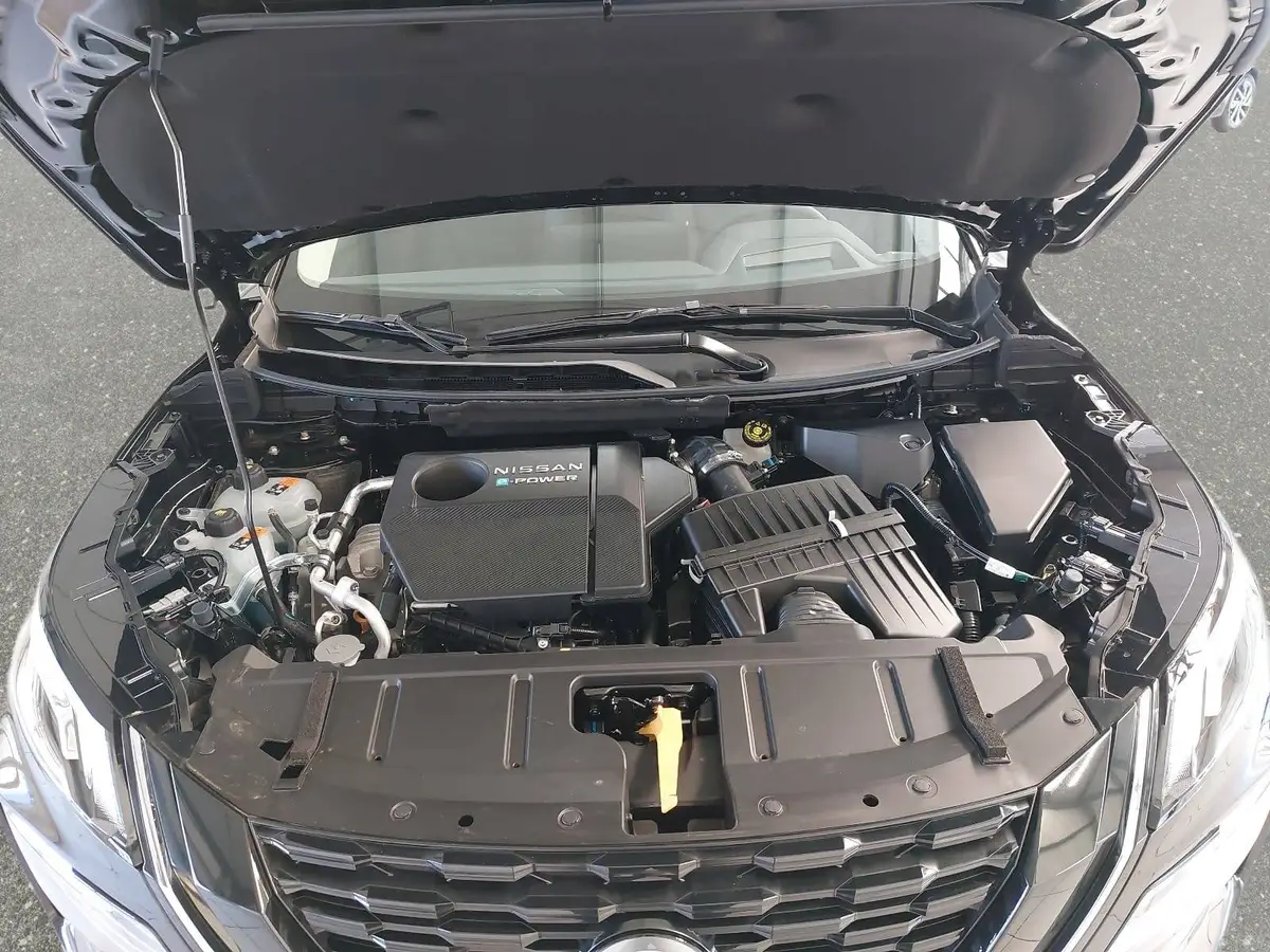 NISSAN X-TRAIL 1.5 VC-T E-POWER AUTO. TEKNA LM20