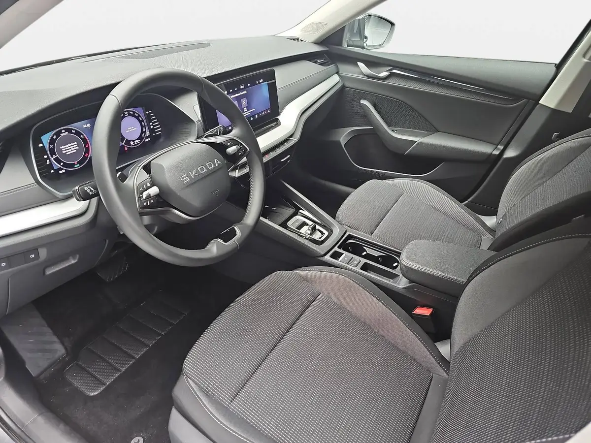 SKODA OCTAVIA COMBI 1.5 TSI DSG SELECTION LED AUDIO WINTER EL.HECKKL. 