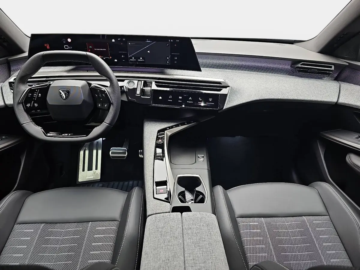 PEUGEOT 5008 1.2 HYBRID 145 E-DSC6 GT KLIMA LED 7-S DAB 360° AH