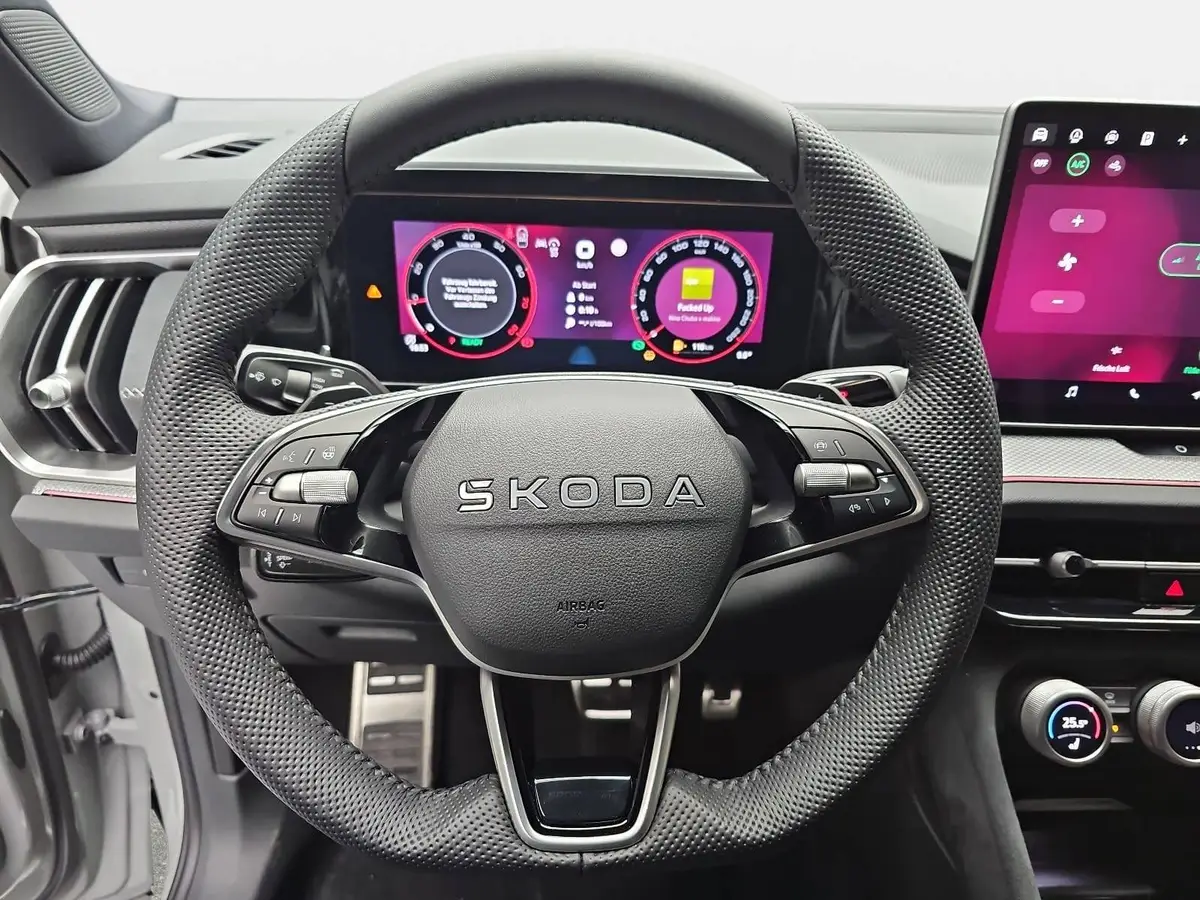 SKODA KODIAQ 1.5 TSI DSG SPORTLINE NAVI LED ACC WINTER KAMERA A