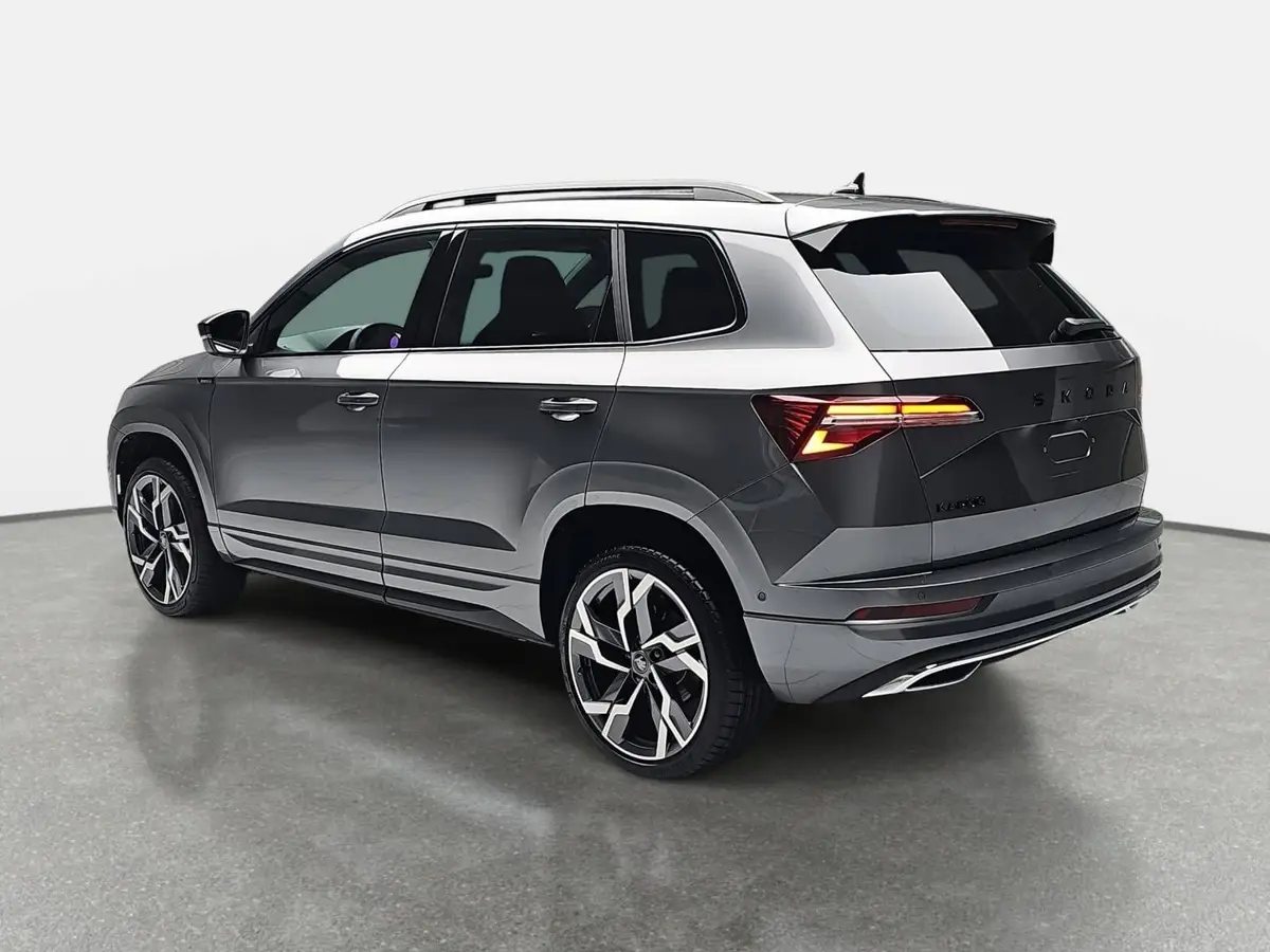 SKODA KAROQ 1.5 TSI DSG SPORTLINE NAVI LED-MATRIX PANO WINTER 