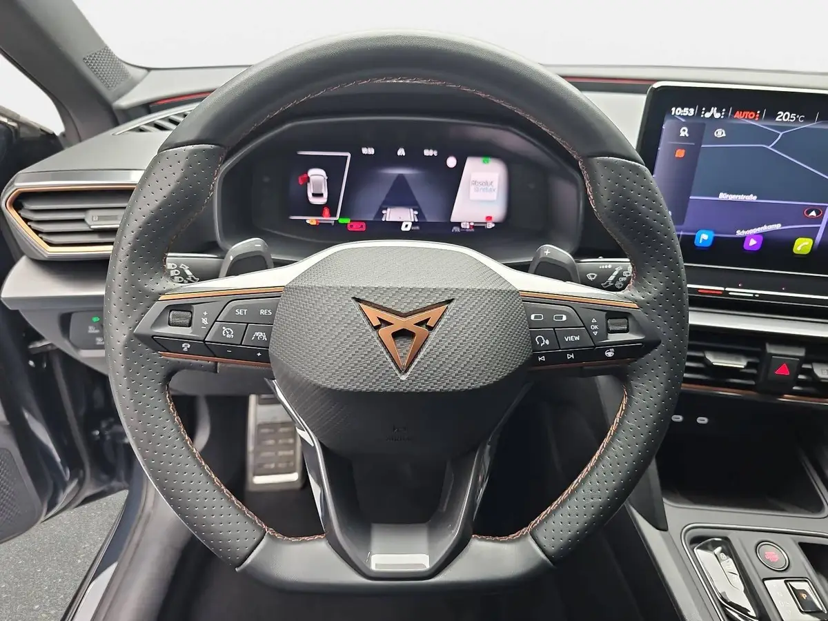 CUPRA LEON ST 1.4 E-HYBRID DSG MATRIX ACC DCC