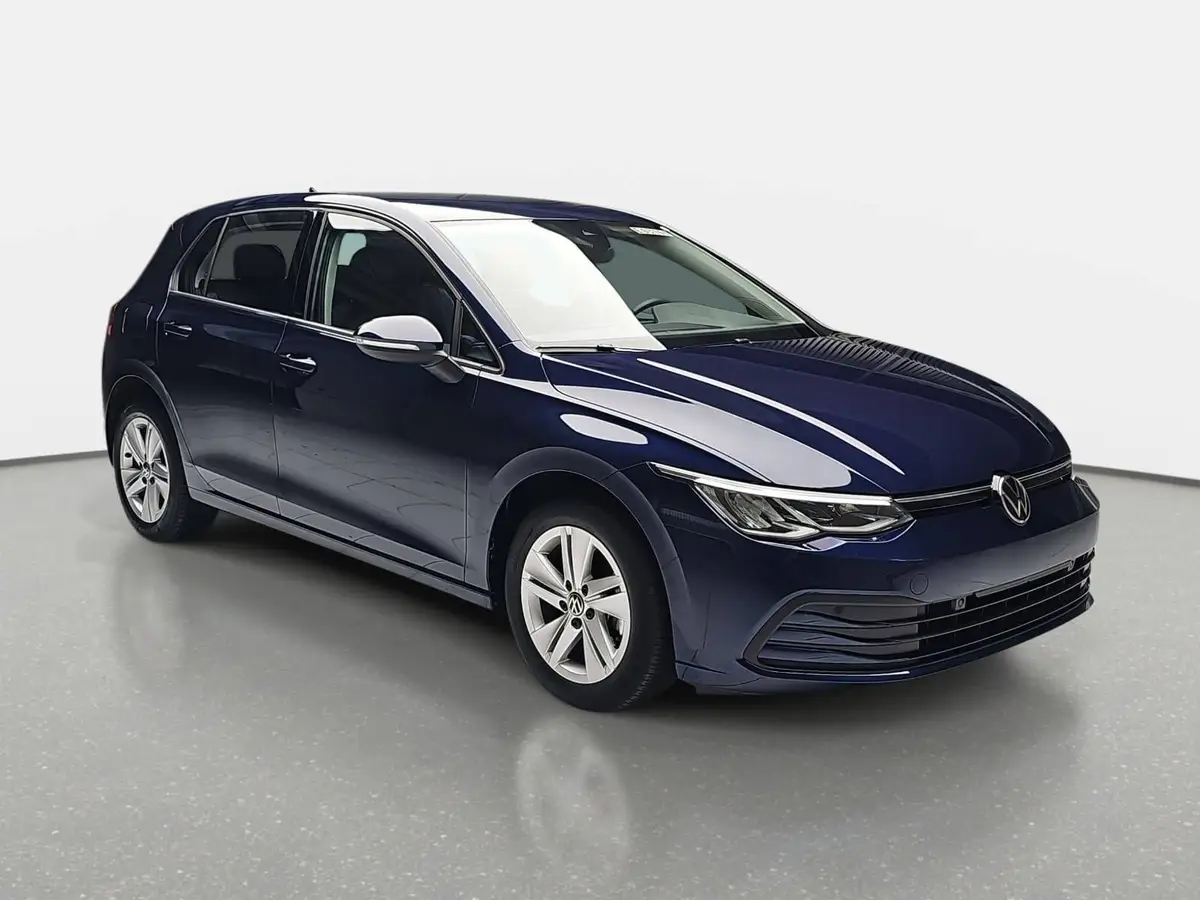 VW GOLF 1.0 TSI VIII LIFE NAVI LED KAMERA LM