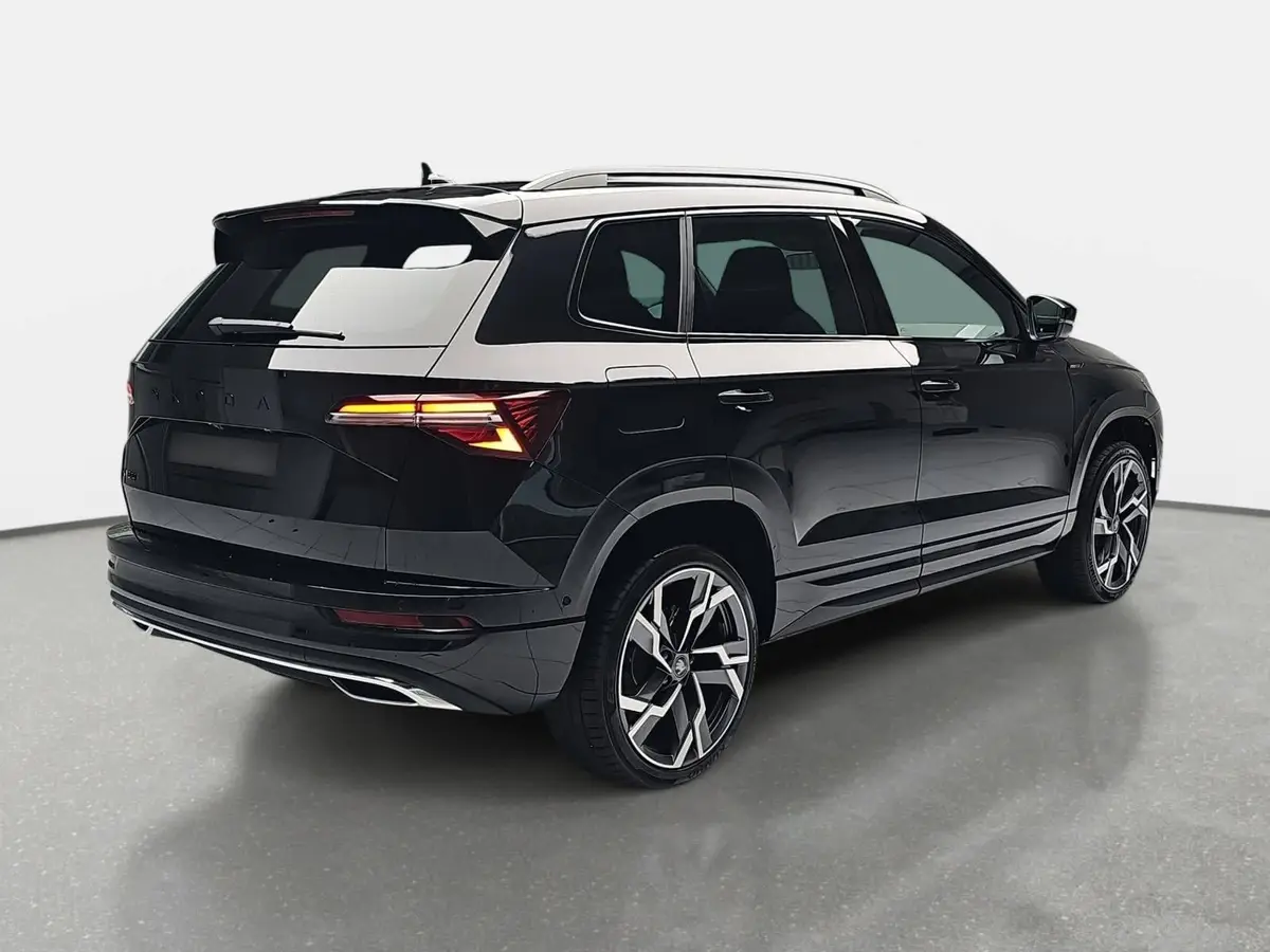 SKODA KAROQ 1.5 TSI DSG SPORTLINE NAVI LED-MATRIX PANO CANTON