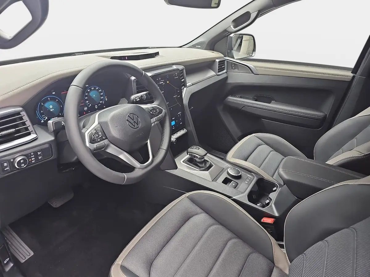 VW AMAROK 3.0 TDI AUTO. 4M AVENTURA NAVI MATRIX