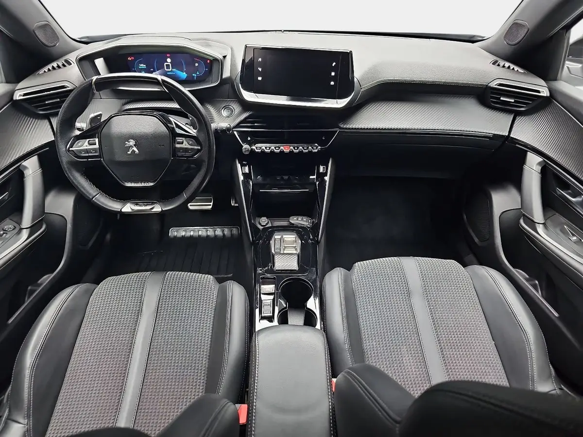 PEUGEOT 2008 1.2 PURETECH 130 AUTO. GT SH LED LM