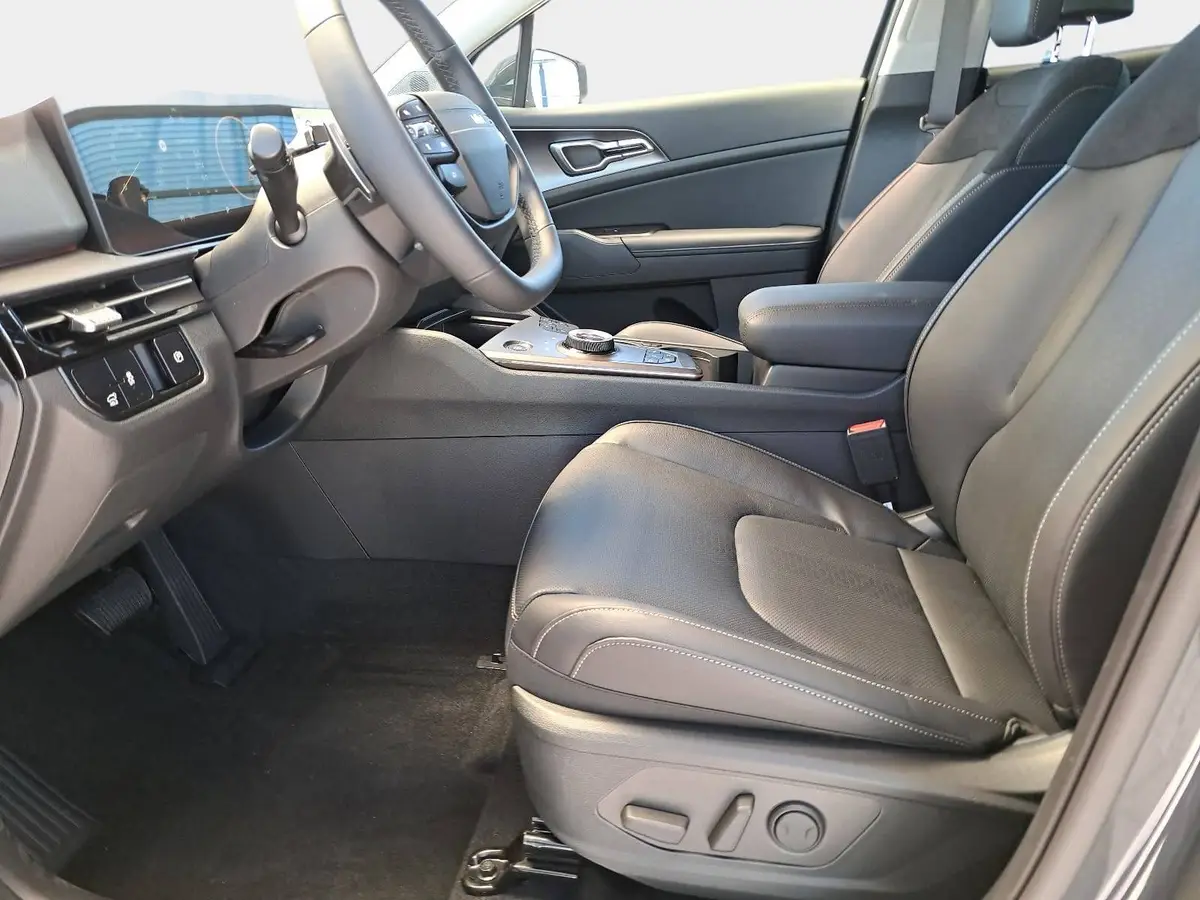 KIA SPORTAGE 1.6 T-GDI 150 2WD DCT SPIRIT MJ27 LEDER DRIVEWISE SOUND