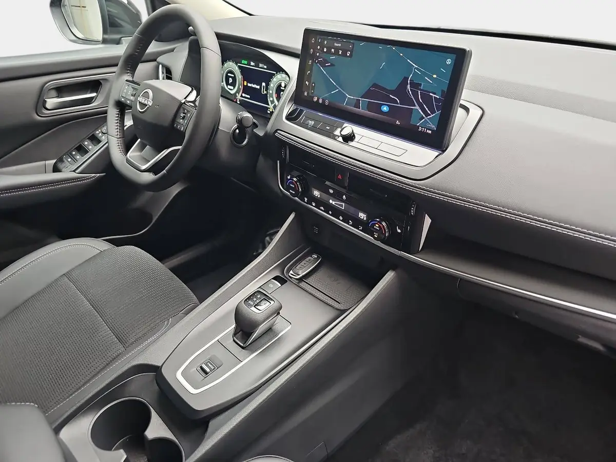 NISSAN QASHQAI 1.3 DIG-T MHEV AUTO. MJ27 N-CONNECTA WINTER EL-HECKKLAPPE PANO