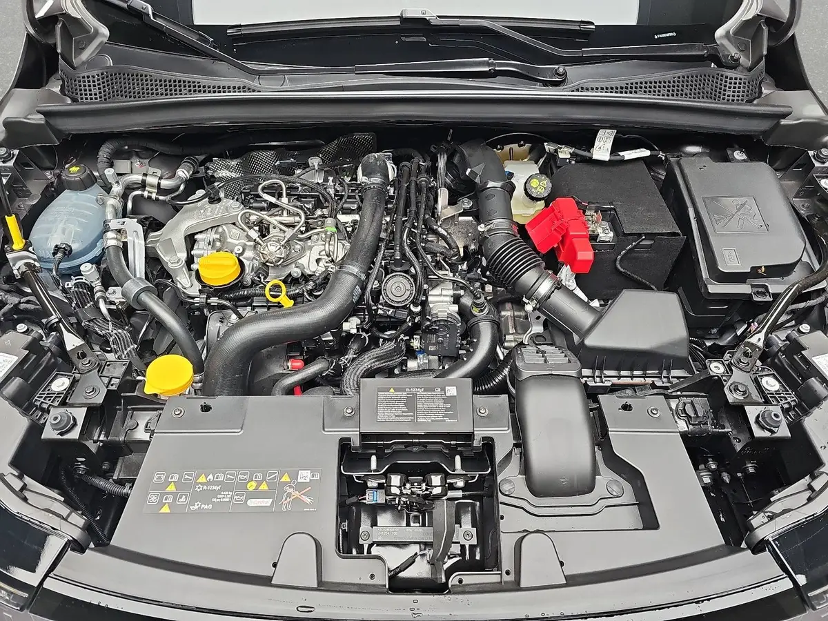 RENAULT CAPTUR II 1.3 TCE 160 EDC TECHNO LED KLIMA DAB KAMERA LM1