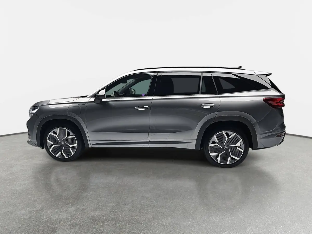 SKODA KODIAQ 1.5 TSI DSG IV PHEV SPORTLINE AHK PANO LM