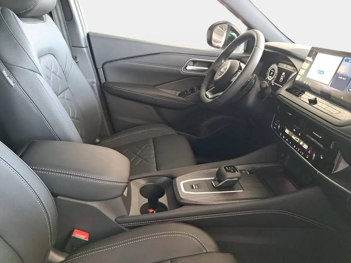 NISSAN QASHQAI 1.3 DIG-T X-TRONIC TEKNA NAVI LED
