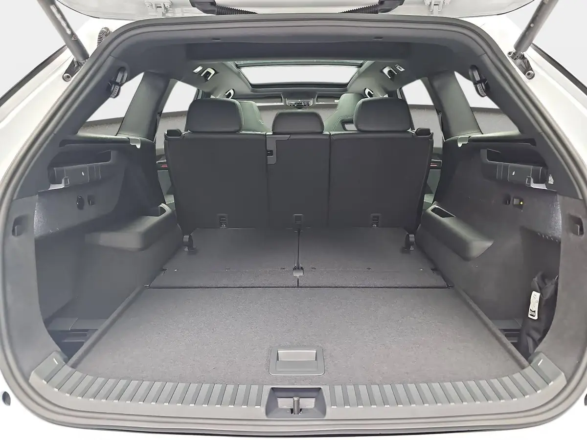 SKODA KODIAQ 2.0 TSI DSG SPORTLINE 4X4 NAVI LED AHK