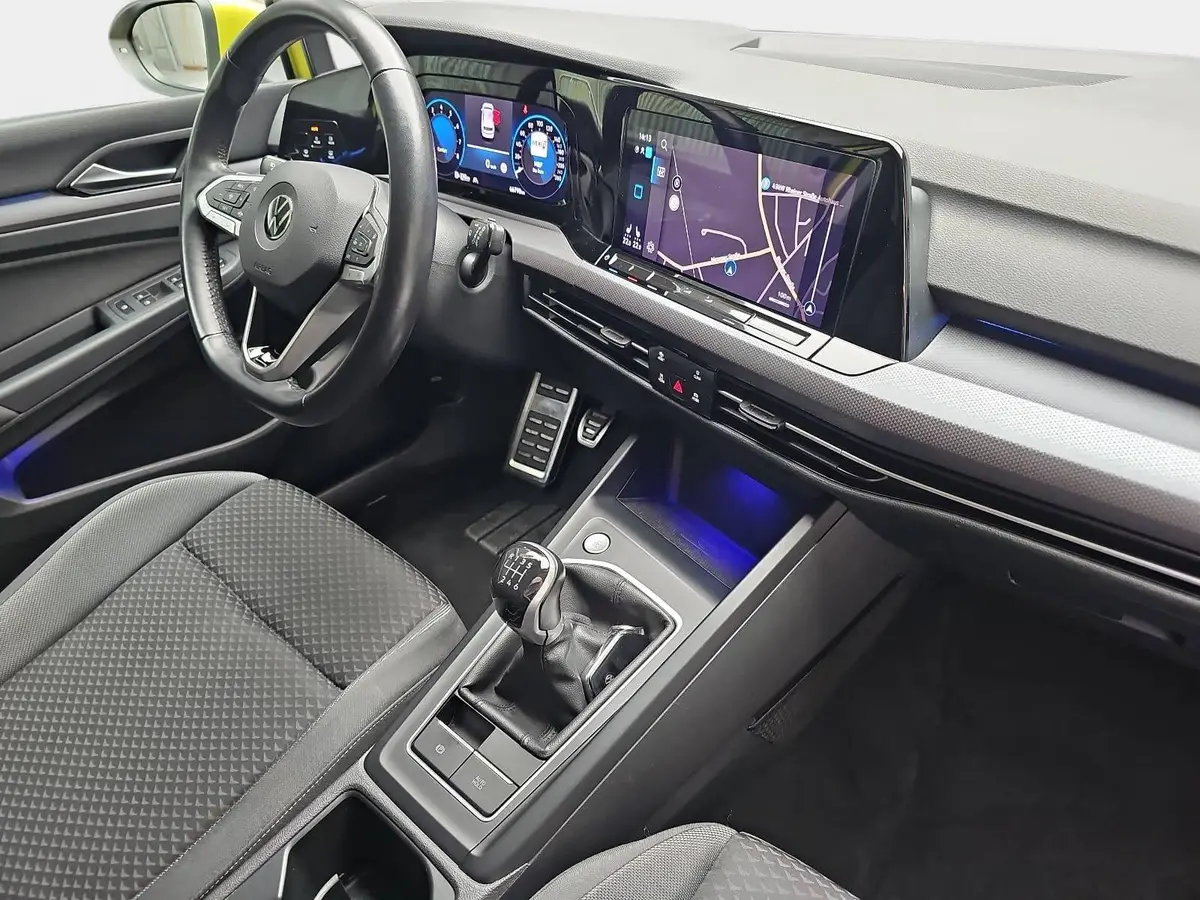 VW GOLF VIII 1.5 TSI ACTIVE NAVI LED M+S