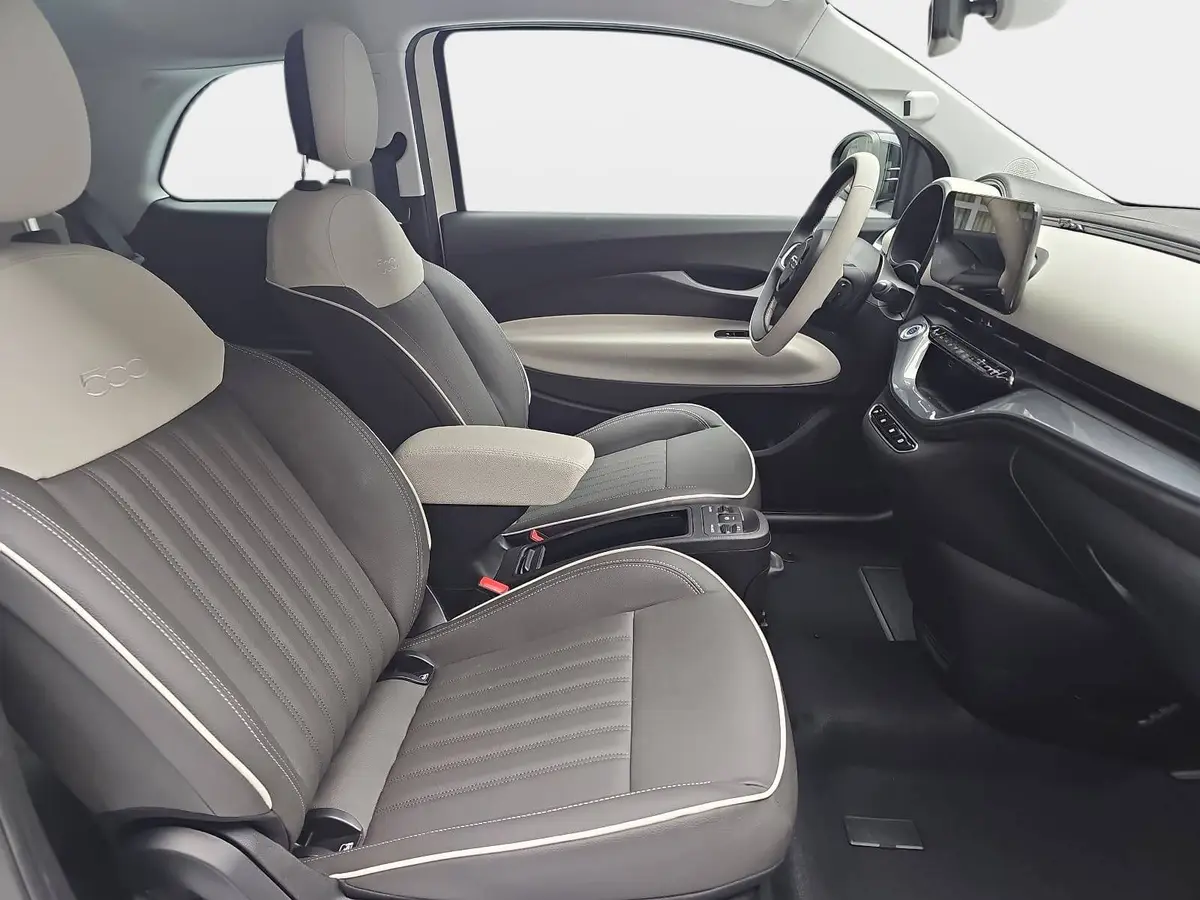 FIAT 500 ELEKTRO 42 KWH LA PRIMA MJ26