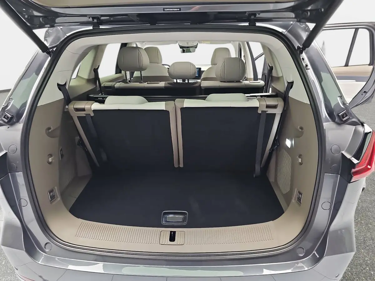 MG S9 PLUG-IN-HYBRID MY26 PREMIUM