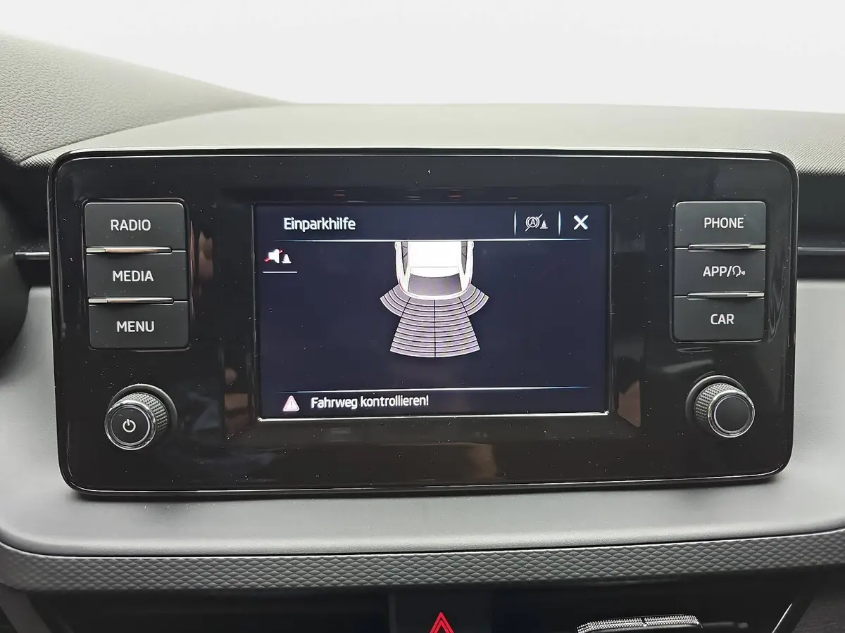 SKODA SCALA 1.0 TSI AMBITION KLIMA AUDIO DAB PDC LM16