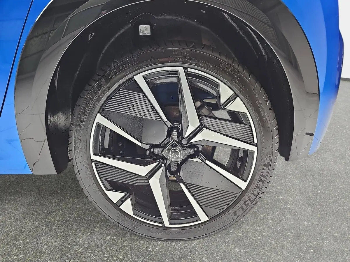 PEUGEOT 208 1.2 HYBRID 110 E-DSC6 GT KLIMA LED MIRROR-SCREEN K