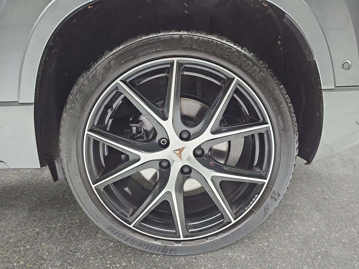 CUPRA ATECA VZ 4DRIVE 2.0 TSI DSG NAVI LED PANO ACC DCC P-ASS