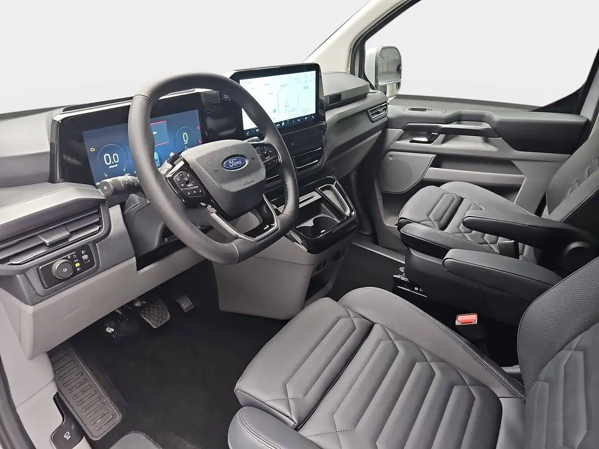 FORD TOURNEO CUSTOM 2.0 ECOBLUE AUTO. L1 TITANIUM X NAVI LED AHK