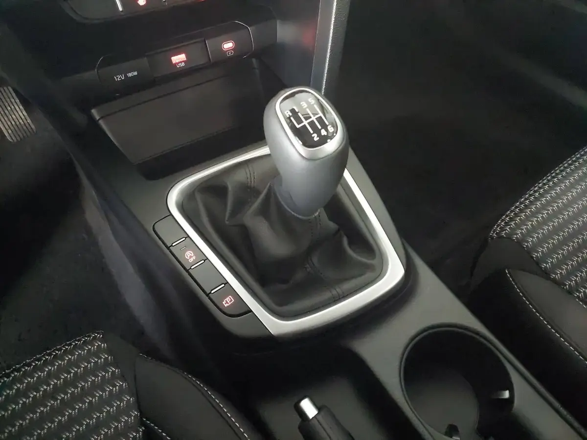 KIA XCEED 1.0 T-GDI 115 CORE MJ26 KOMFORT