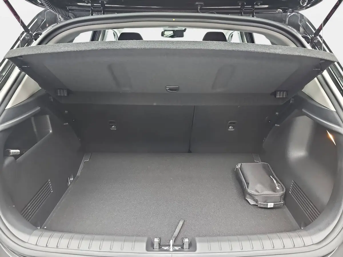 KIA STONIC 1.0 T-GDI 115 48V DCT SPIRIT MJ26 DRIVEWISE