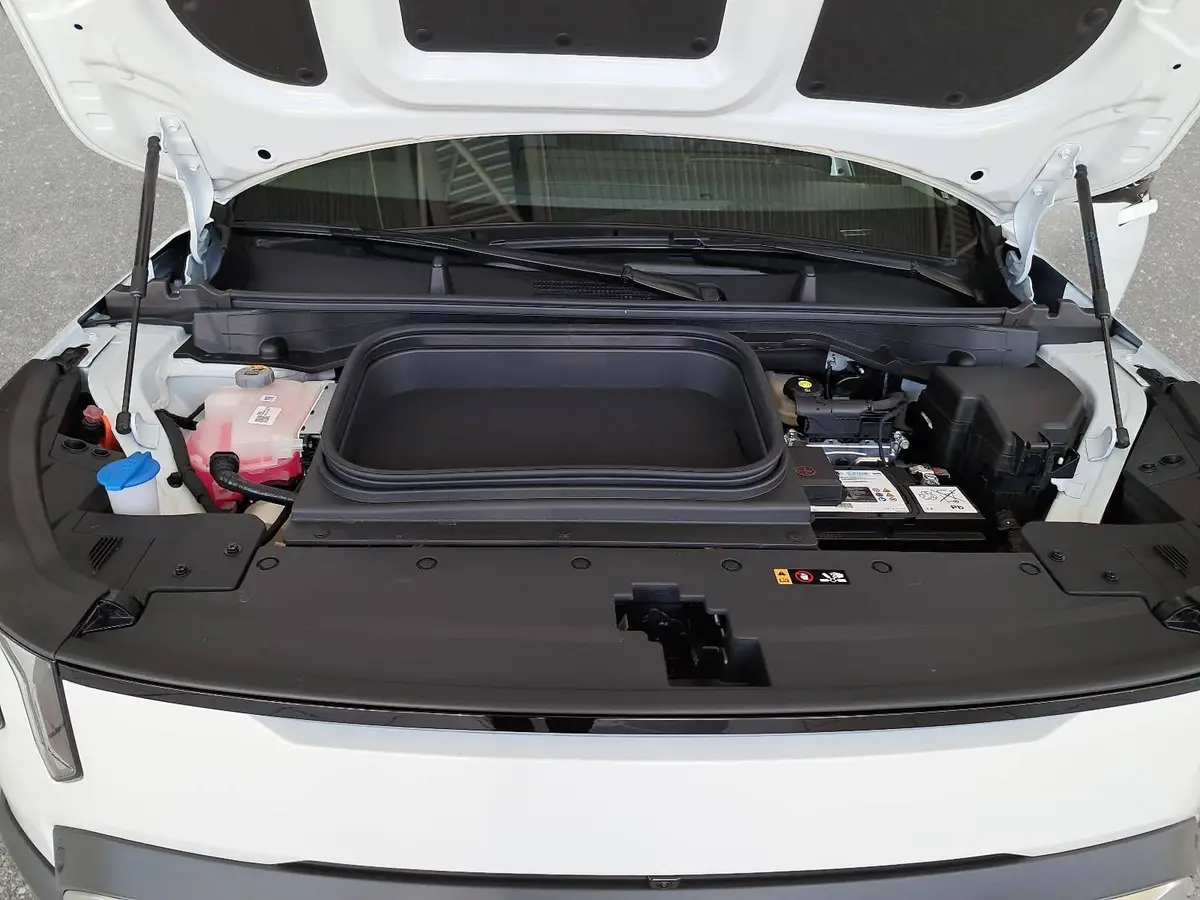 KIA EV2 42.2 KWH EARTH MJ27 WINTER-CONNECT TECHNOLOGY DRIVEWISE-PARK DESIGN