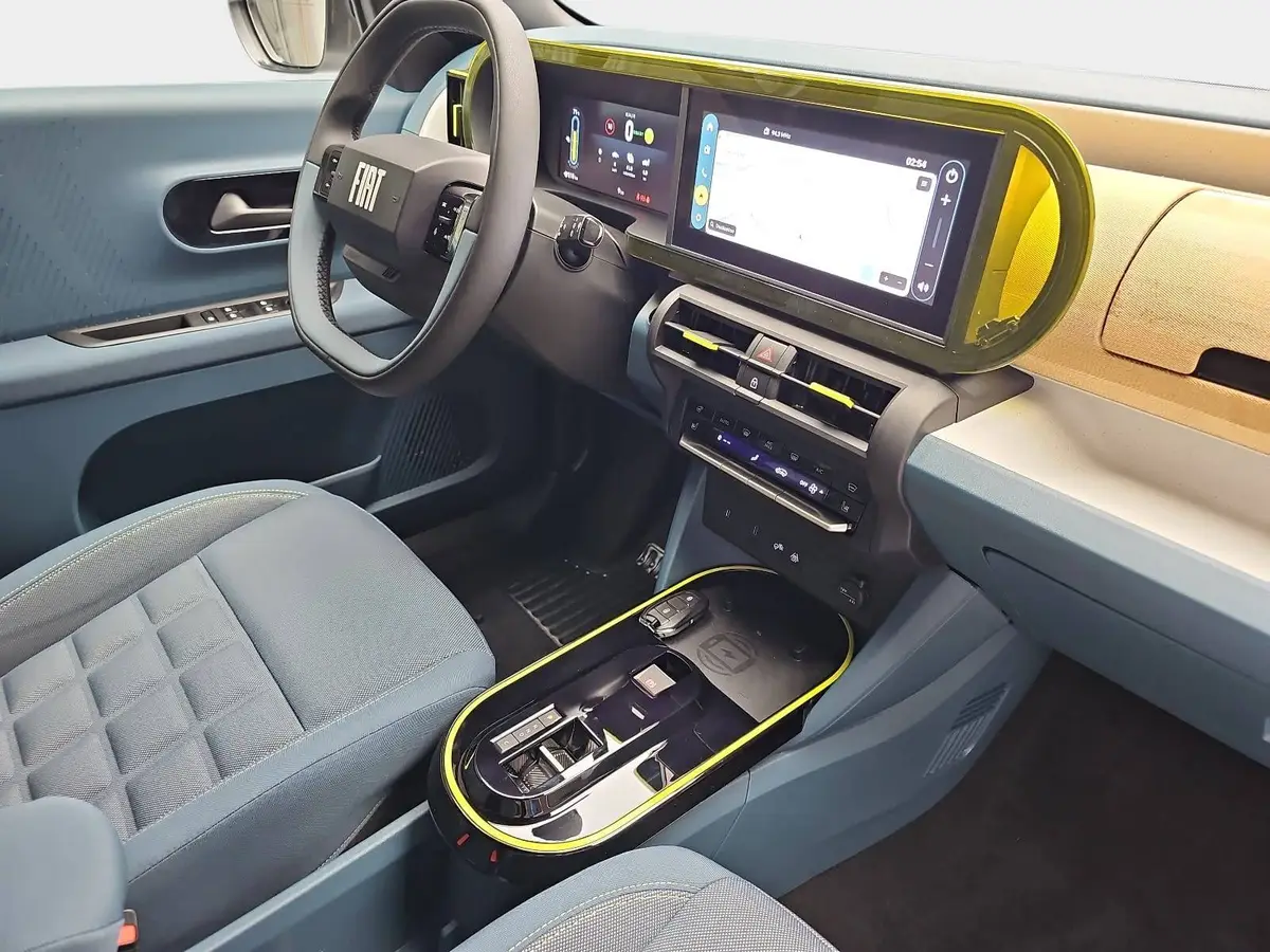 FIAT GRANDE PANDA ELEKTRO LA PRIMA MJ26 WINTER PAKET