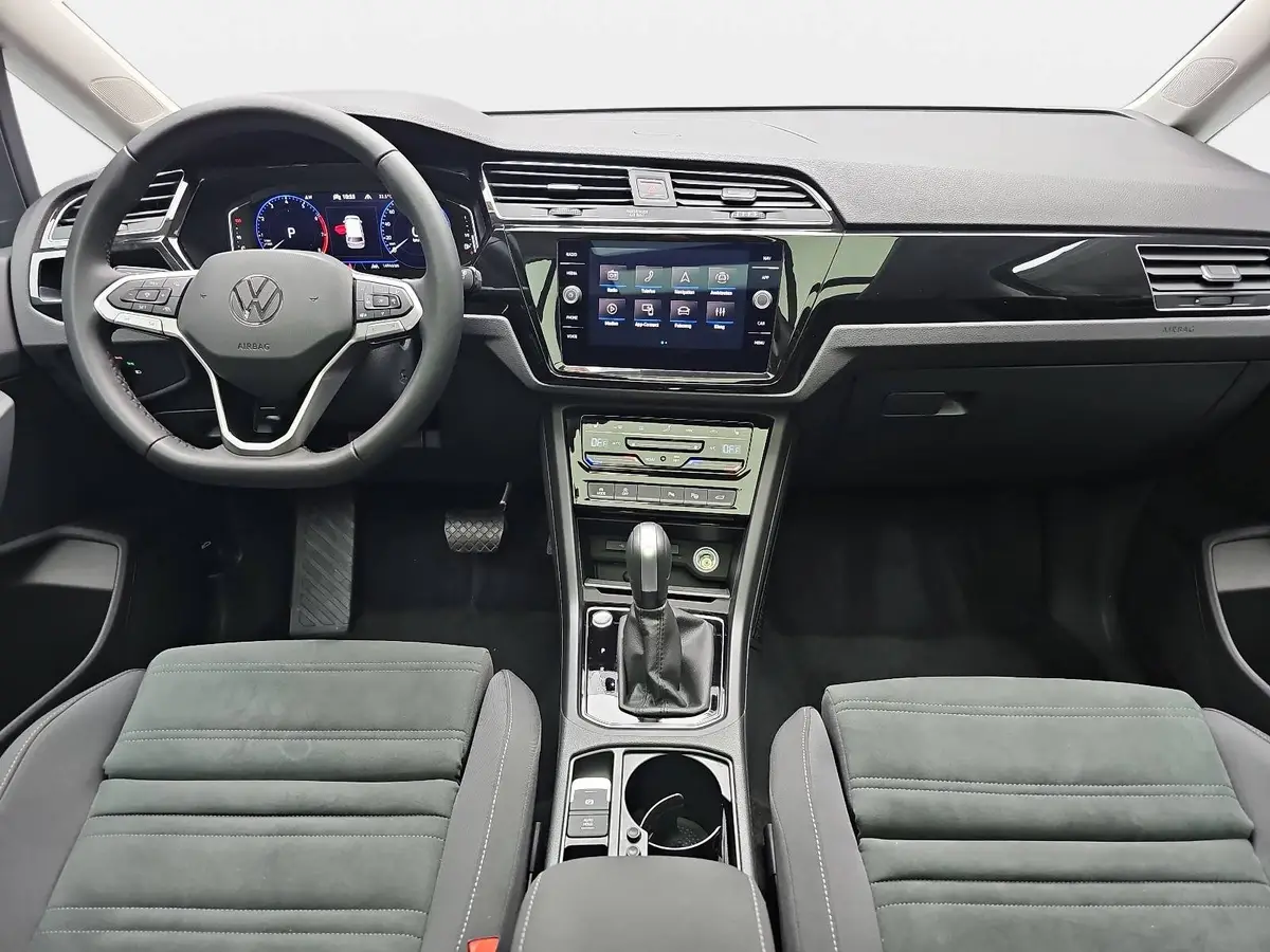 VW TOURAN 1.5 TSI DSG HIGHLINE R-LINE NAVI LED ACC PANO KAME