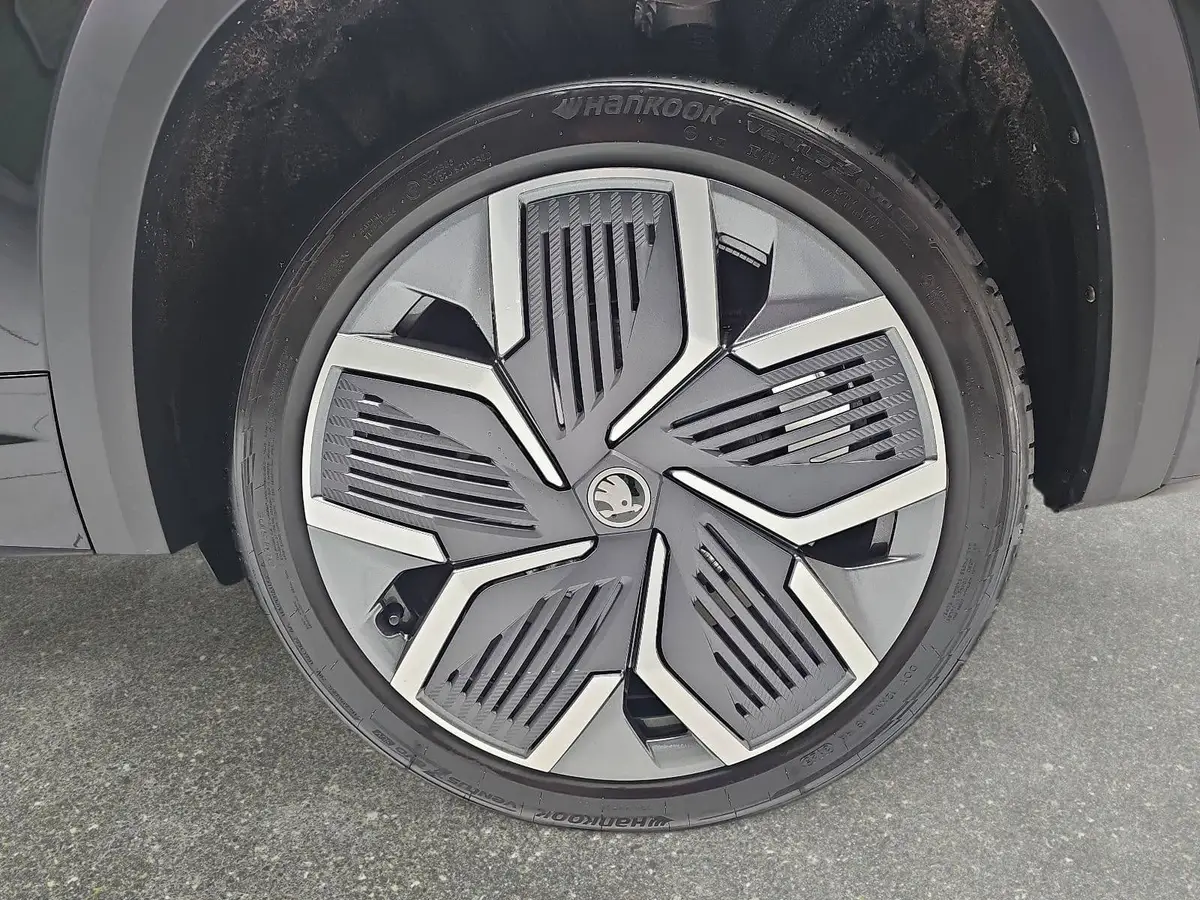 SKODA KODIAQ 1.5 TSI DSG SPORTLINE NAVI MATRIX 7-S LM20