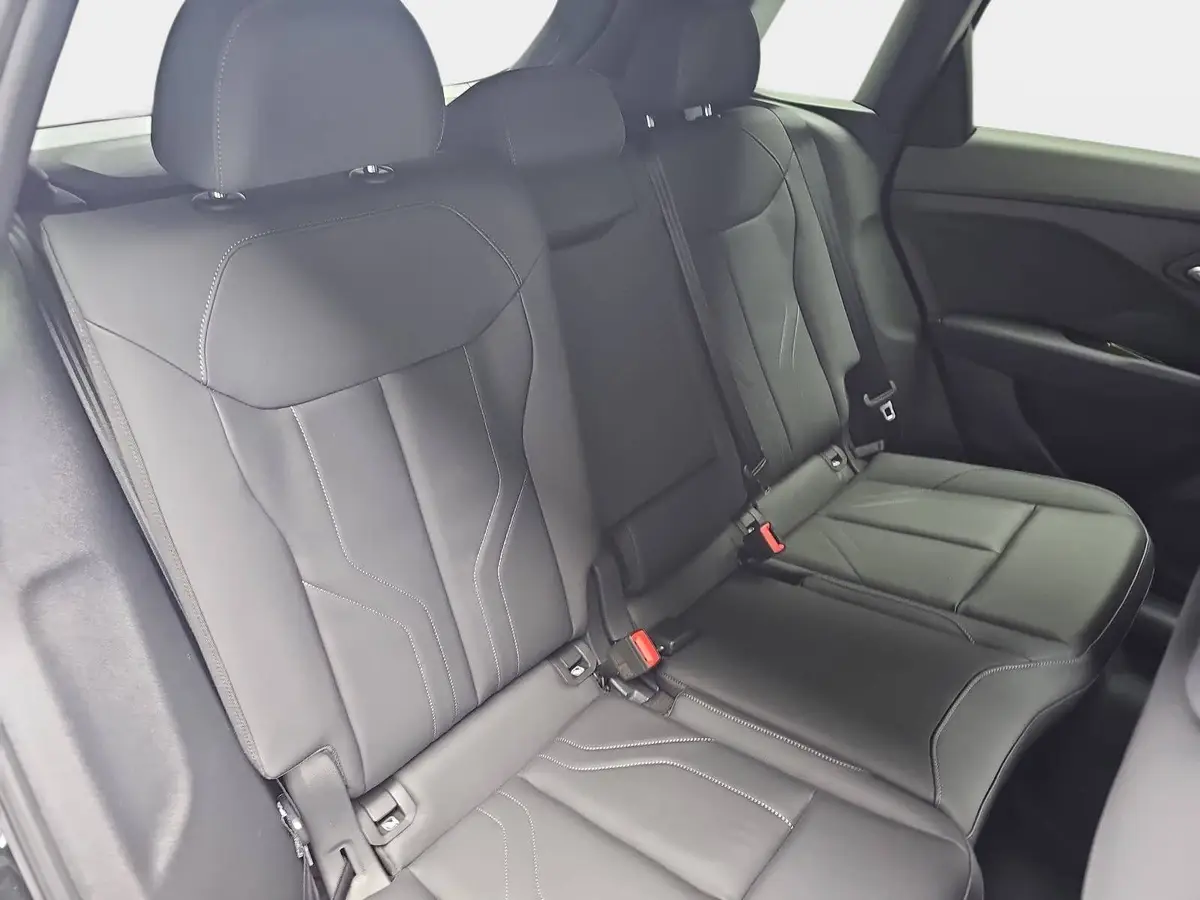 AUDI Q3 TDI S-TRONIC S-LINE NAVI LED-PLUS PANO