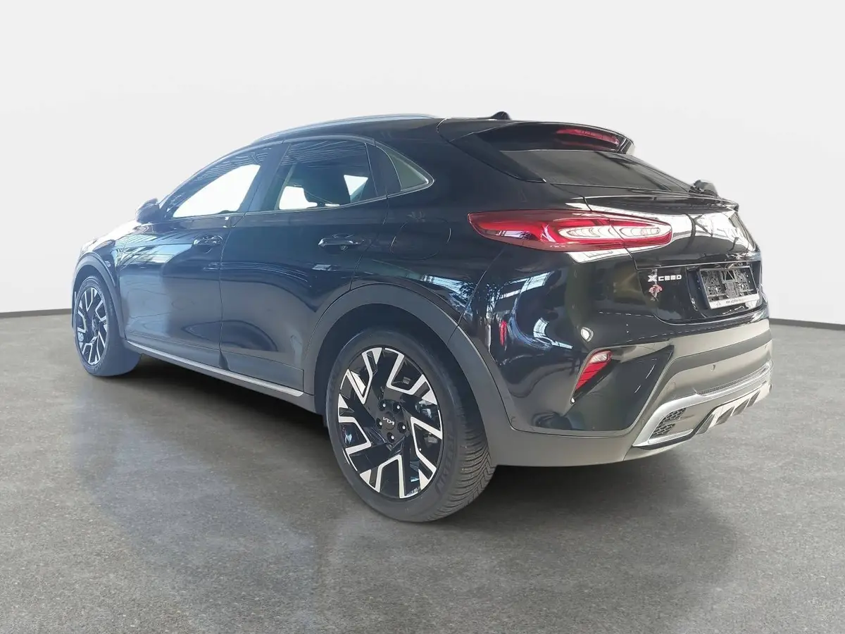 KIA XCEED 1.5 T-GDI DCT7 SPIRIT MJ23 NAVI XCLUSIVE