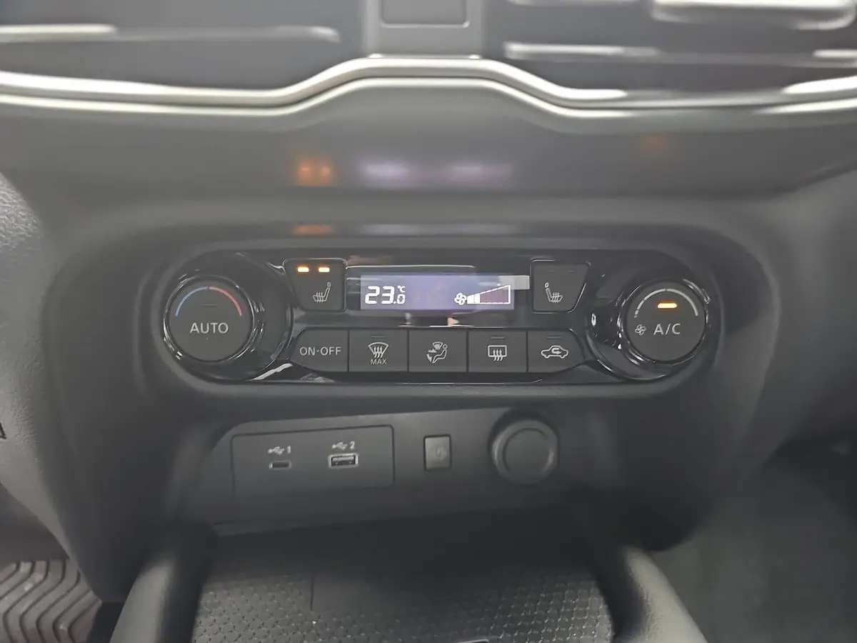 NISSAN JUKE 1.0 DIG-T 5T AUTO. N-CONNECTA NAVI WINTER