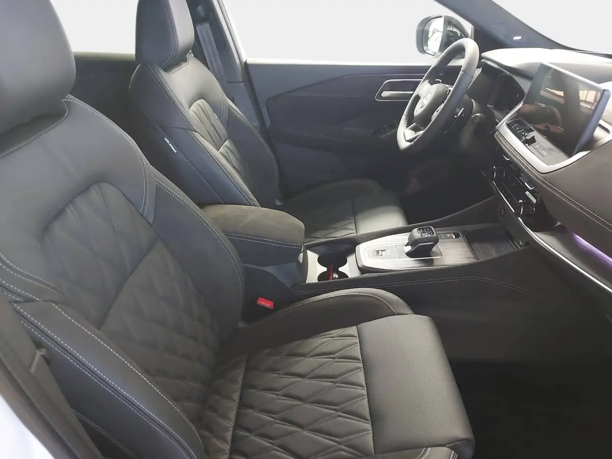 NISSAN QASHQAI 1.3 DIG-T MHEV AUTO. TEKNA PREMIUM PAKET 2-FARBEN