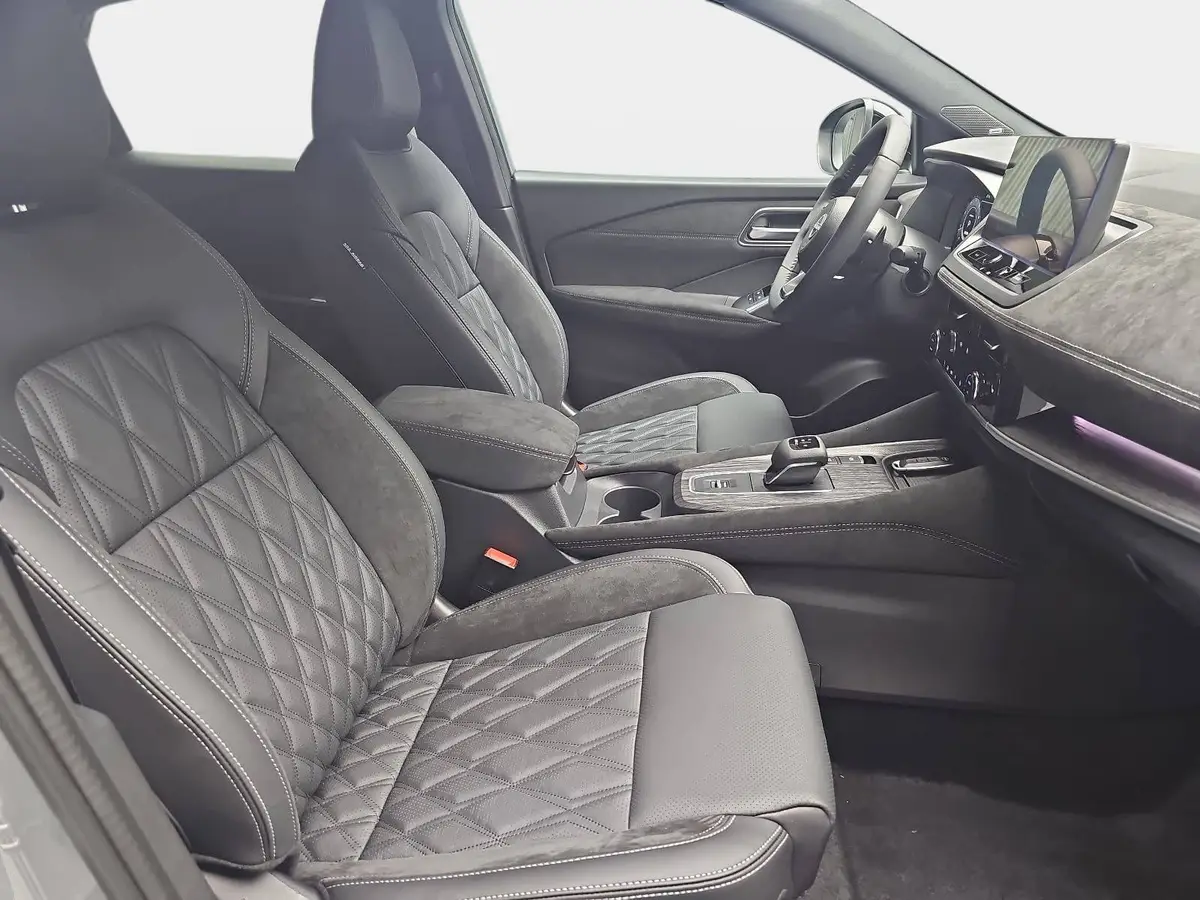 NISSAN QASHQAI 1.3 DIG-T MHEV AUTO. TEKNA PREMIUM PAKET 2-FARBEN