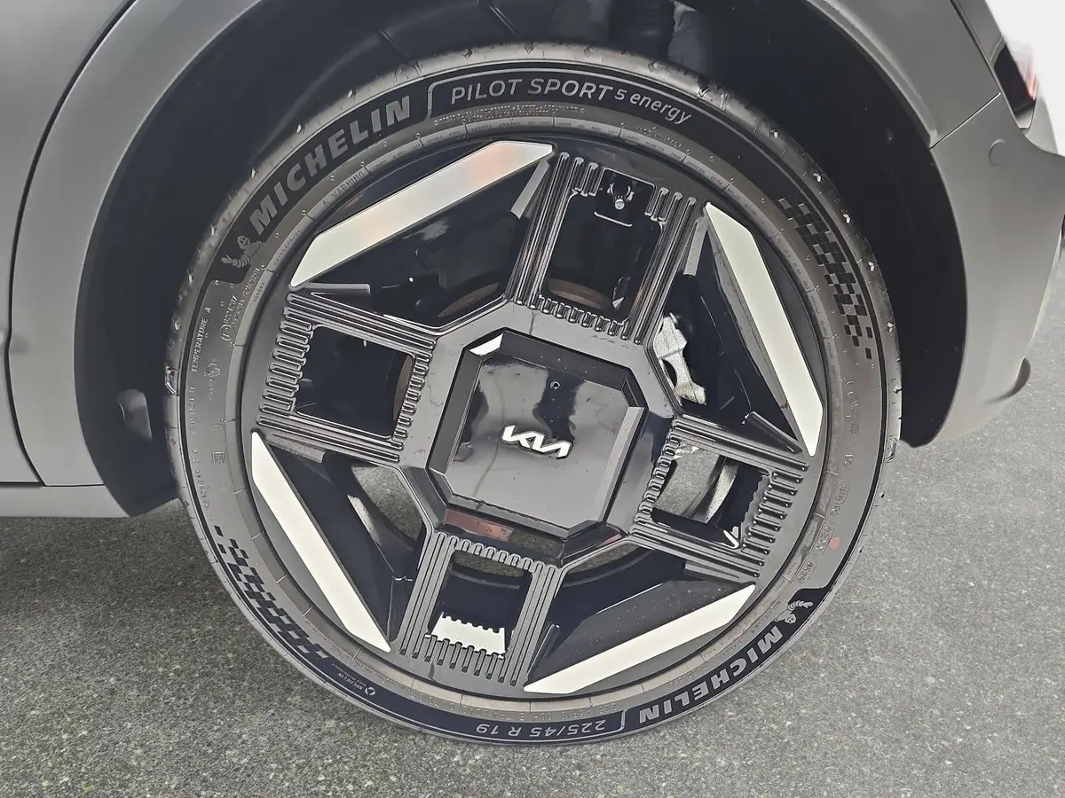KIA EV2 61.0 KWH GT LINE MJ27 4SITZE WINTER-CONNECT TECHN DRIVEWISE-PARK KOM GD