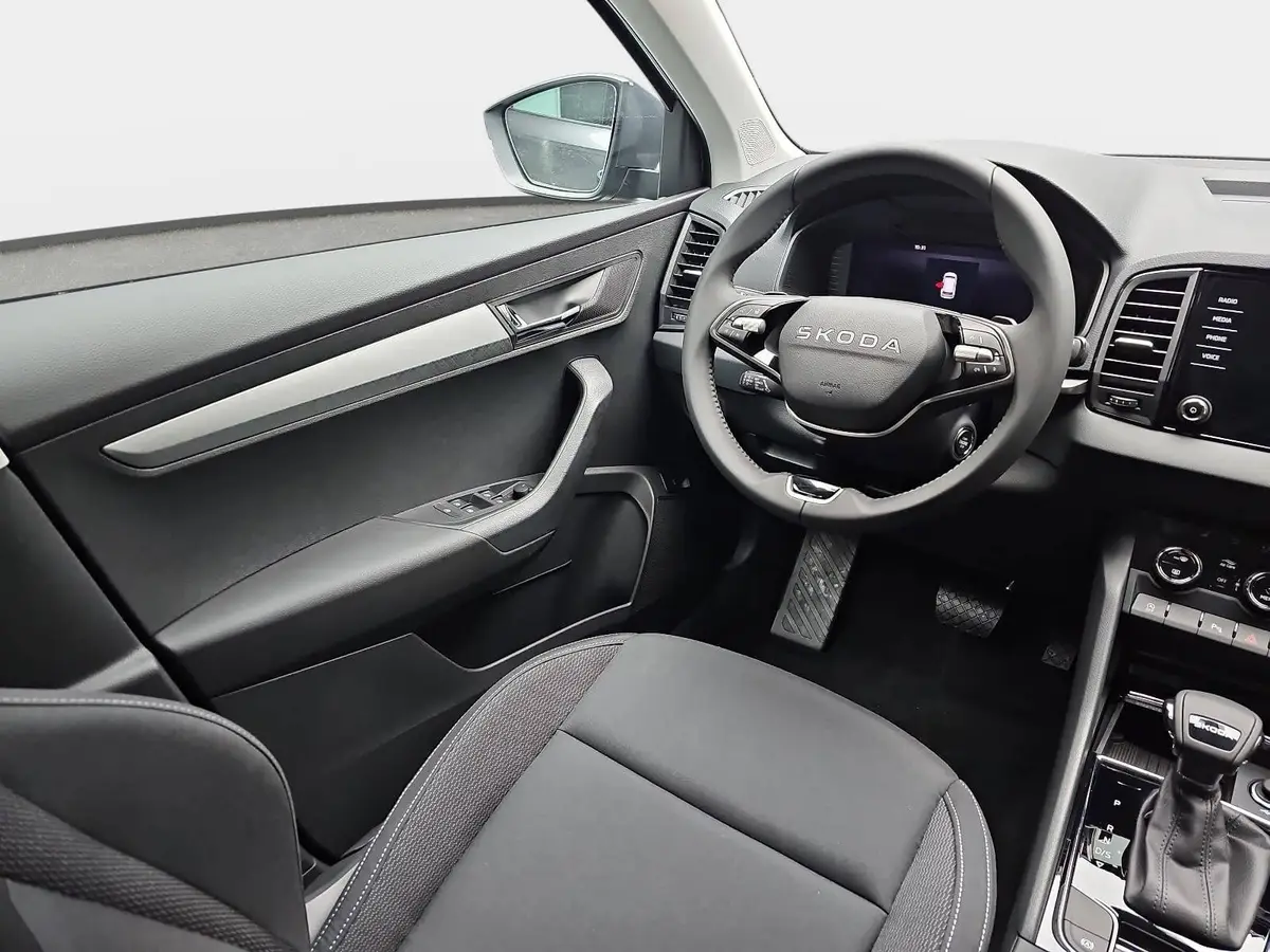 SKODA KAROQ 1.5 TSI DSG SELECTION NAVI LED ACC WINTER KAMERA A