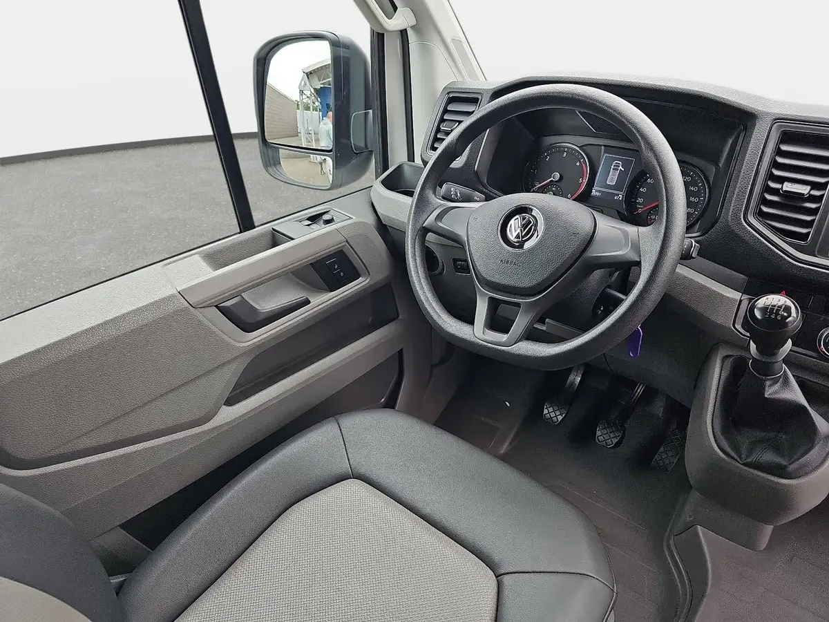 VW CRAFTER 35 TDI L3H3 FWD NAVI KLIMA 3-SITZER PDC AHK