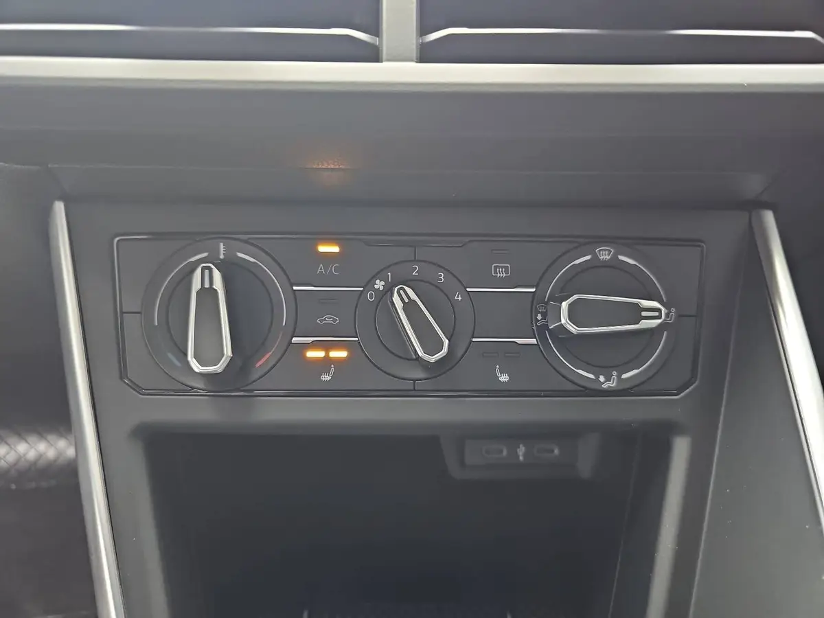 VW TAIGO 1.0 TSI DSG LIFE LED APP-CONNECT LM17