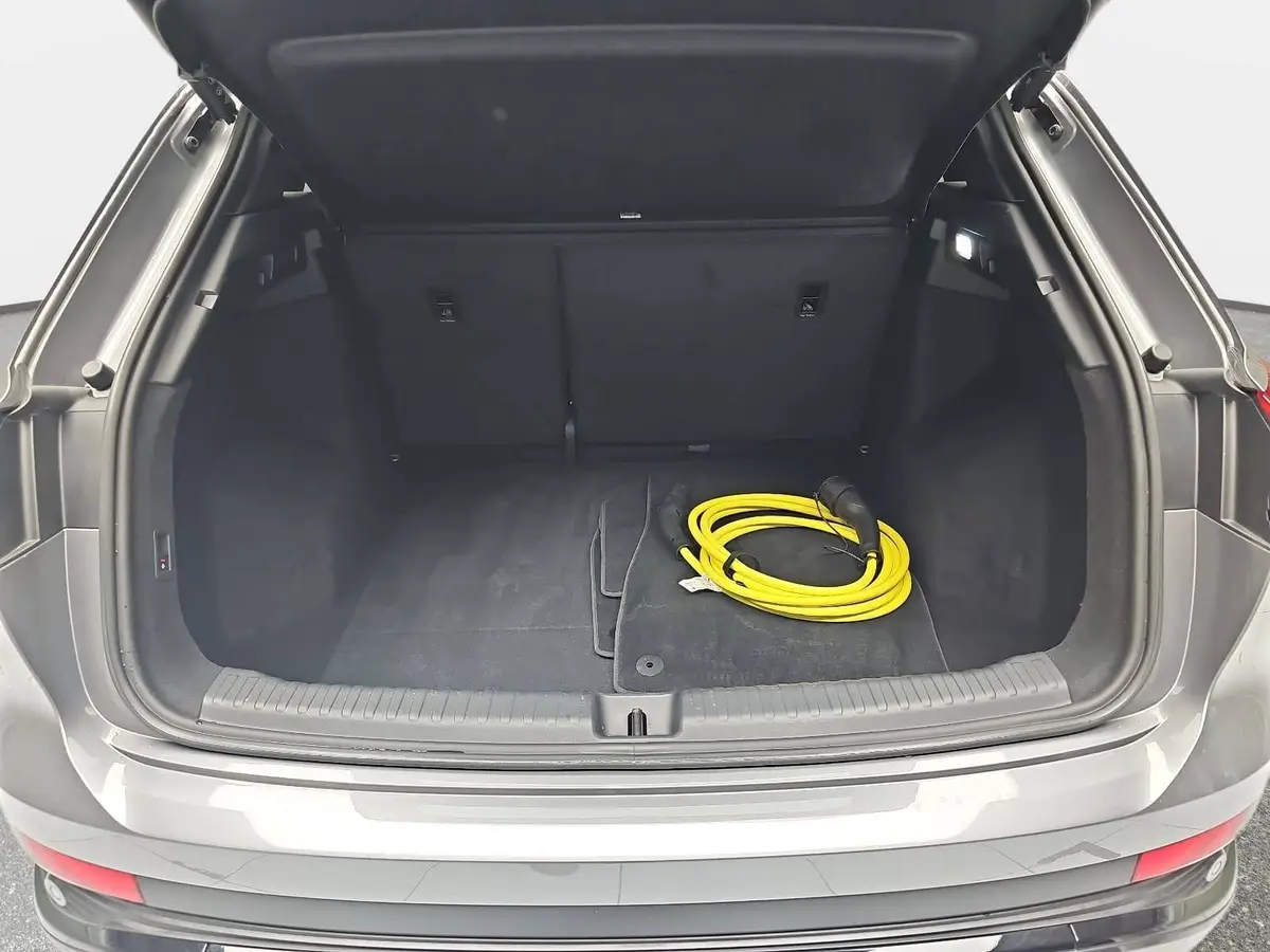 AUDI Q4 E-TRON 45 S-LINE NAVI LED-MATRIX KAMERA
