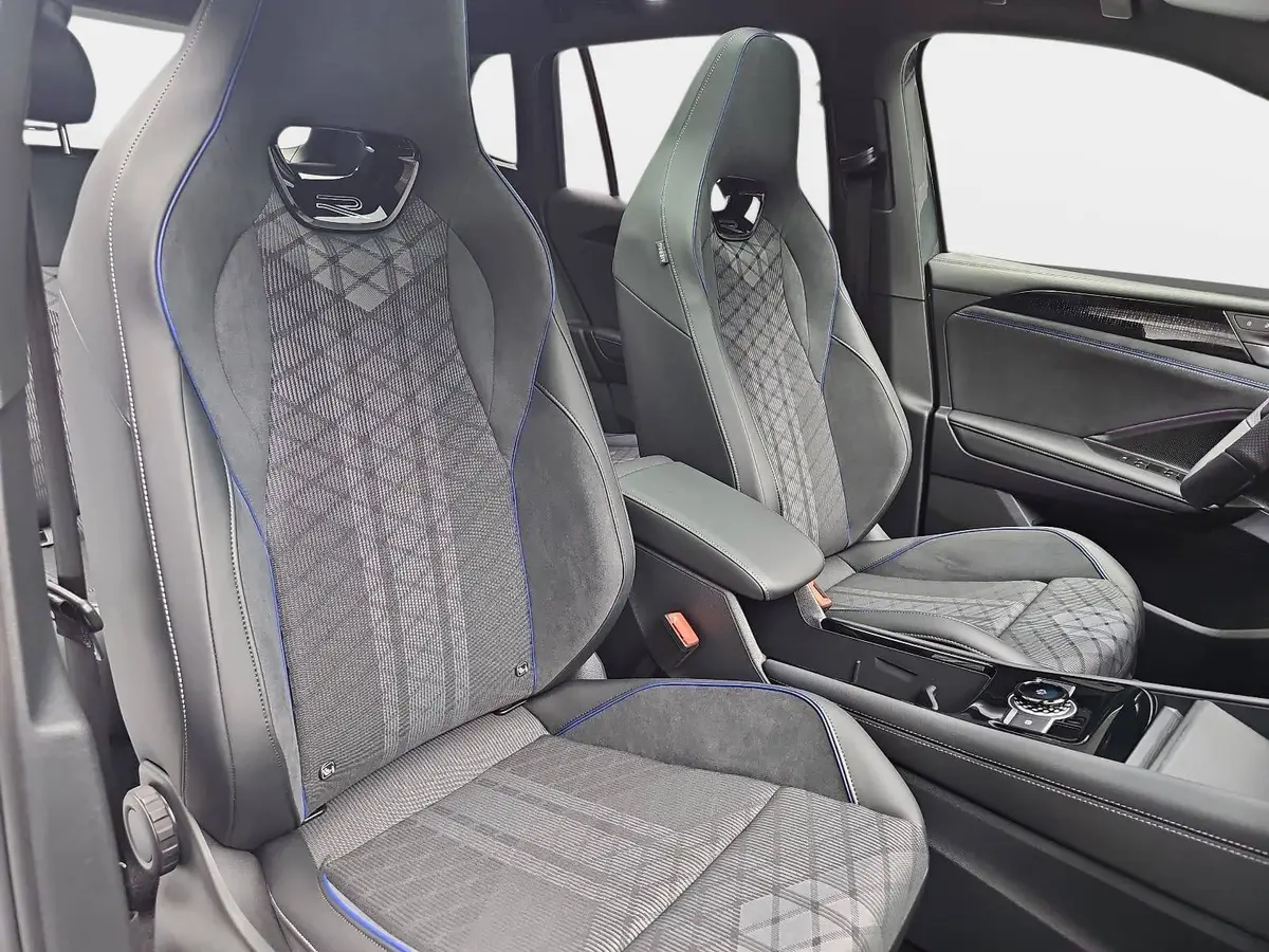 VW TIGUAN 1.5 ETSI DSG R-LINE NAVI LED PANO